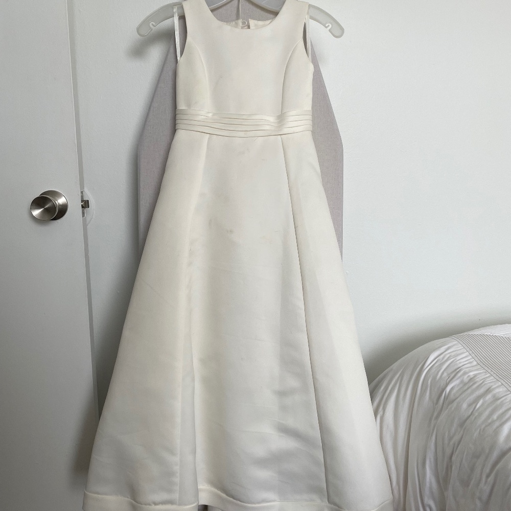 Mon Cheri Bridals Off-White Flower Girl / Communion Dress – Altered Size 6